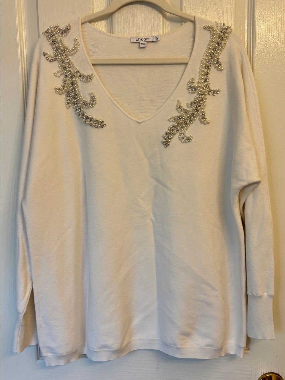 Chico's Ivory V-Neck Women's Embellishment ~ Women’s 20/XXL ~